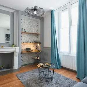Appartement Le Victor Hugo, Saint-Fons
